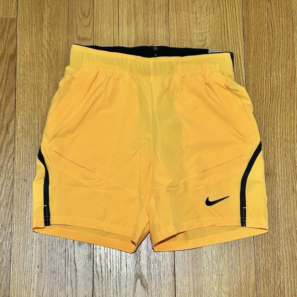 Nike Court Dri-FIT Advantage Men's Size M 7" Yellow Black Tennis Shorts